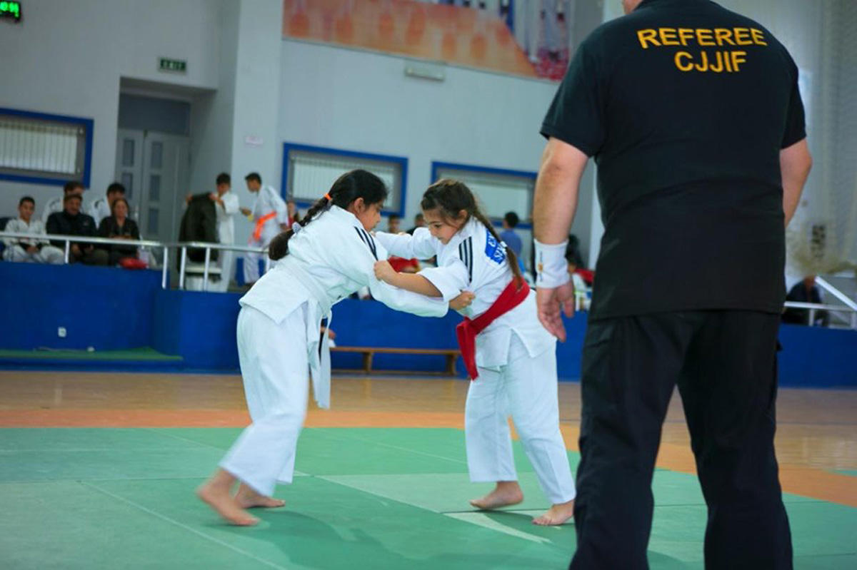 Крутые азербайджанские девочки – рукопашный бой в условиях военных действий (ФОТО) - Gallery Image