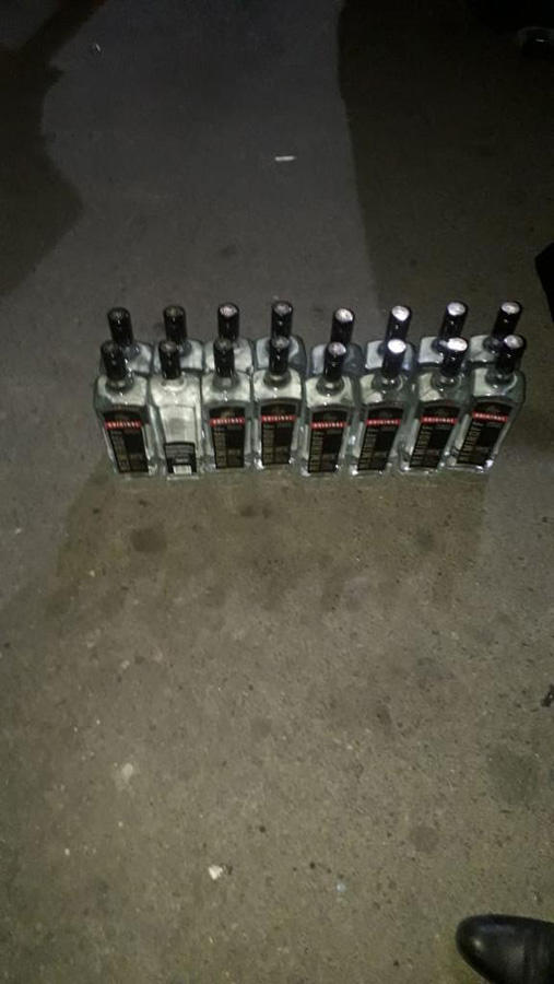 Gürcüstandan gələn avtomobildə spirtli içki və oyun konsolları aşkarlanıb (FOTO)