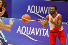 "Aquavita" basketbolçuları dəstəkləyir! (FOTO)