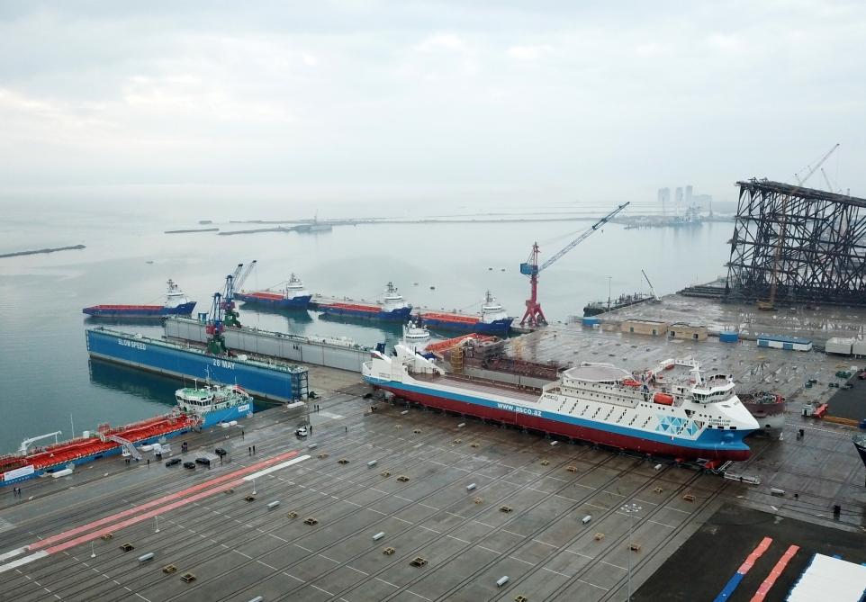Azerbaijani president attends ceremony to launch first tanker built at Baku Shipyard (PHOTO)