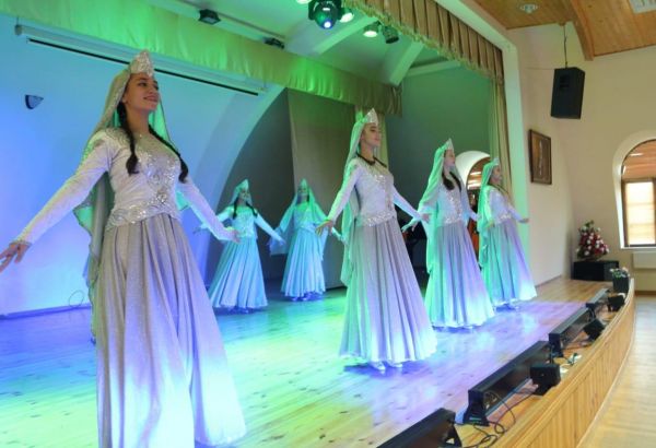 В Баку прошел танцевальный фестиваль, посвященный Национальному герою Азербайджана Альберту Агарунову (ФОТО)