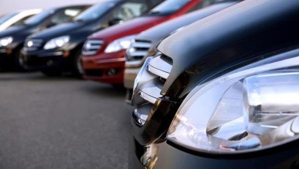 Поставки японских автомобилей в Казахстан снизились на 40%