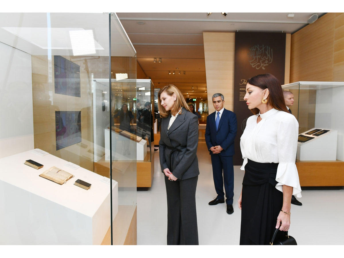 Azerbaijan`s First Vice-President Mehriban Aliyeva and Ukrainian first lady Yelena Zelenskaya visited Heydar Aliyev Center (PHOTO)