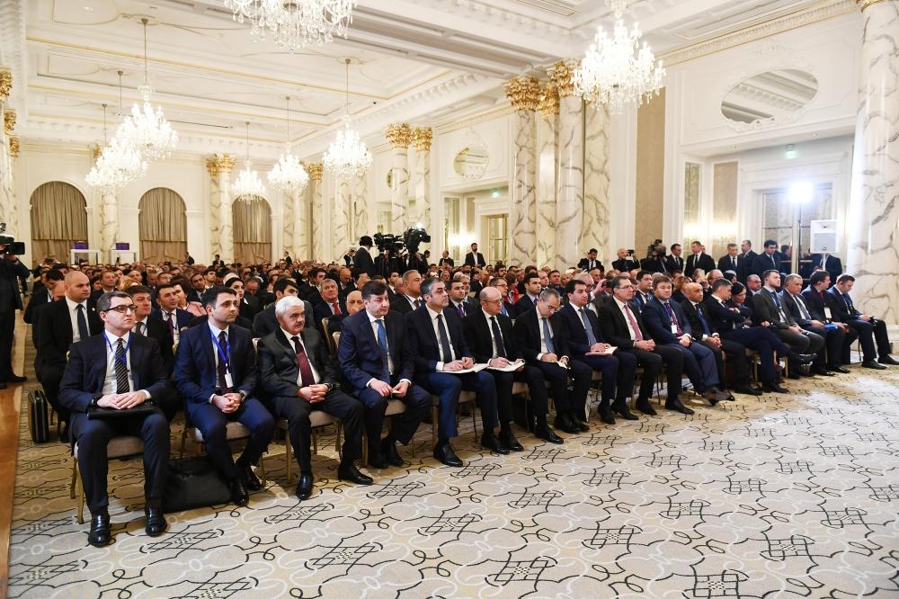 Azerbaijani, Ukrainian presidents attend business forum in Baku (PHOTO)