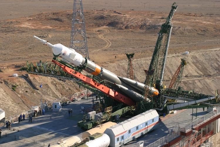 Казахстан утвердил закон о создании ракетного комплекса «Байтерек»