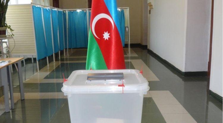 Azerbaijani CEC registers plenipotentiary reps of more presidential candidates