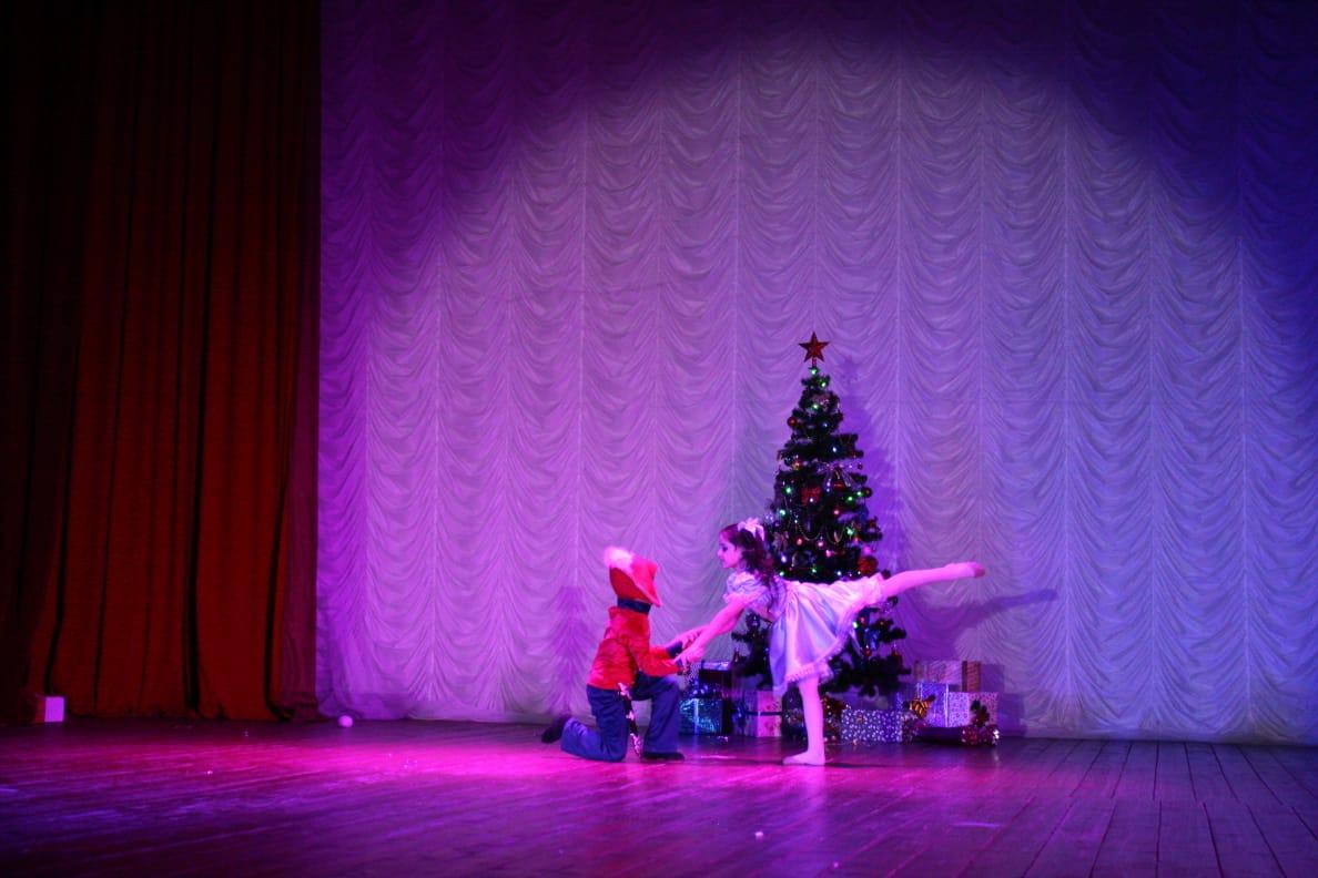 Азербайджанский танцор поставил в Москве спектакль "Щелкунчик" (ФОТО)