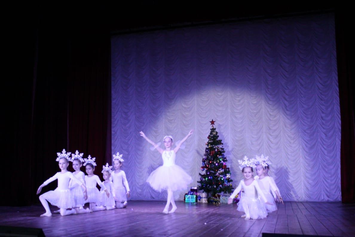 Азербайджанский танцор поставил в Москве спектакль "Щелкунчик" (ФОТО)
