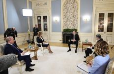 President Ilham Aliyev gave interview to a group of local journalists on results of the year (PHOTO/VIDEO)