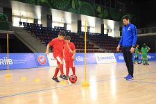 В Азербайджане для школьников проведен мастер-класс по футболу (ФОТО)