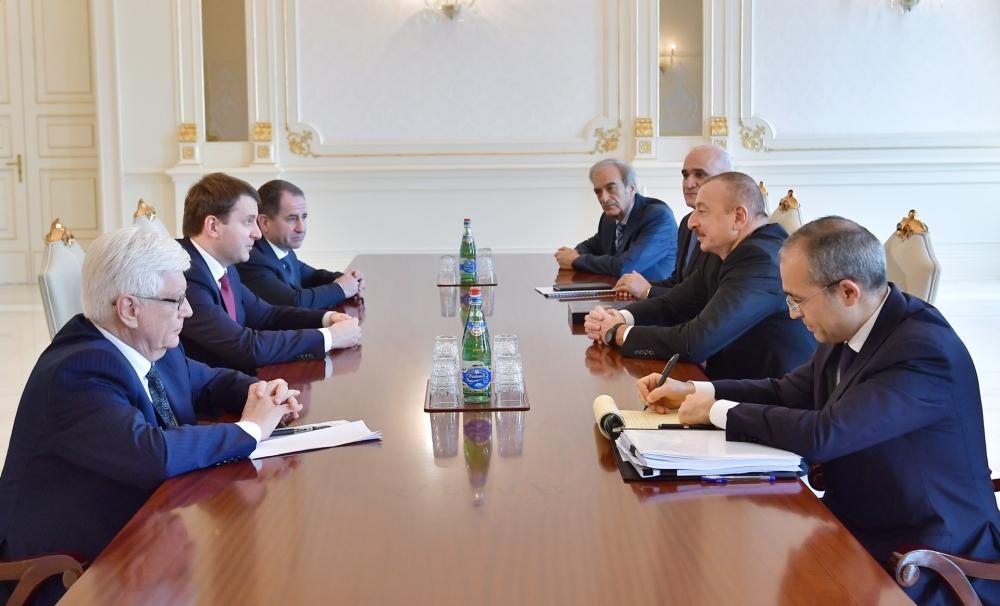President Ilham Aliyev receives delegation led by Russian minister of economic development (PHOTO)