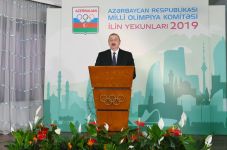 Azərbaycan Prezidenti İlham Əliyev 2019-cu ilin idman yekunlarına həsr olunan mərasimdə iştirak edib (FOTO) (YENİLƏNİB)