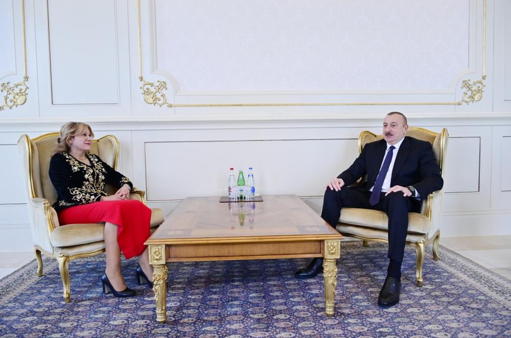 President Ilham Aliyev receives credentials of incoming Algerian ambassador (PHOTO)