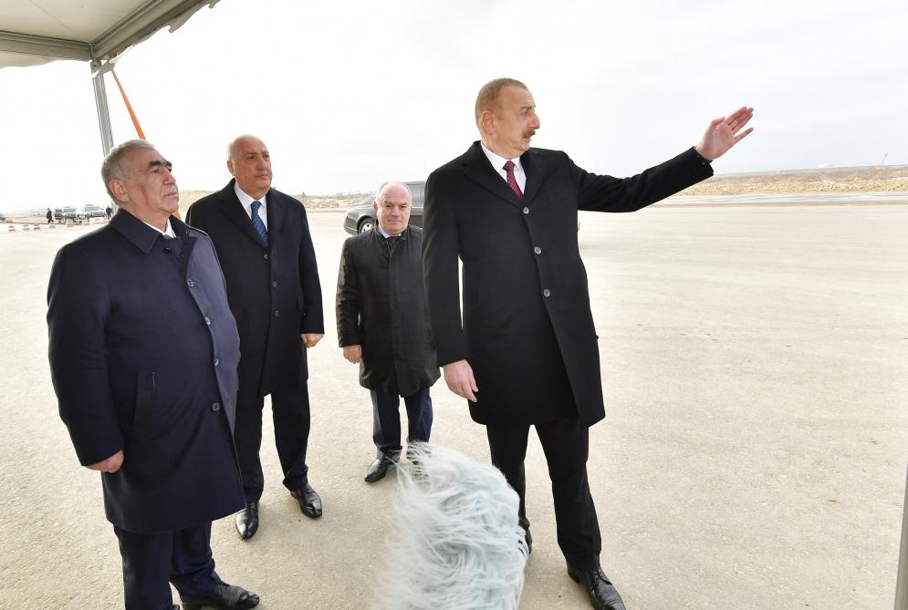 President Ilham Aliyev views construction at Baku-Guba-Russia state border highway (PHOTO)