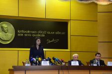 Сахиб Алекперов: В госбюджет поступили средства, превышающие прогнозы на 415 млн манатов (ФОТО)