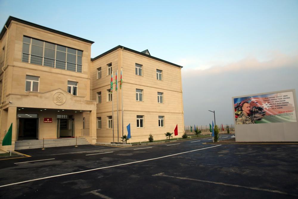 В воинских частях Азербайджана в эксплуатацию сданы новые объекты (ФОТО)