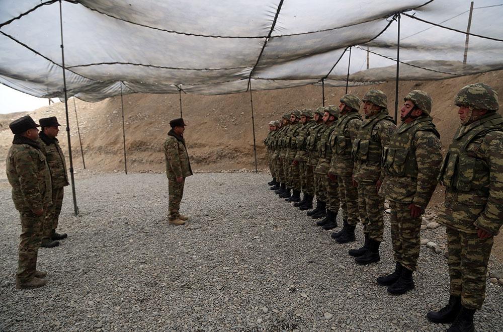 Министр обороны отметил День солидарности азербайджанцев мира вместе с военнослужащими, проходящими службу на фронте (ФОТО/ВИДЕО)