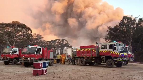 Australia's capital on fire alert as smoke and dust trigger health warnings
