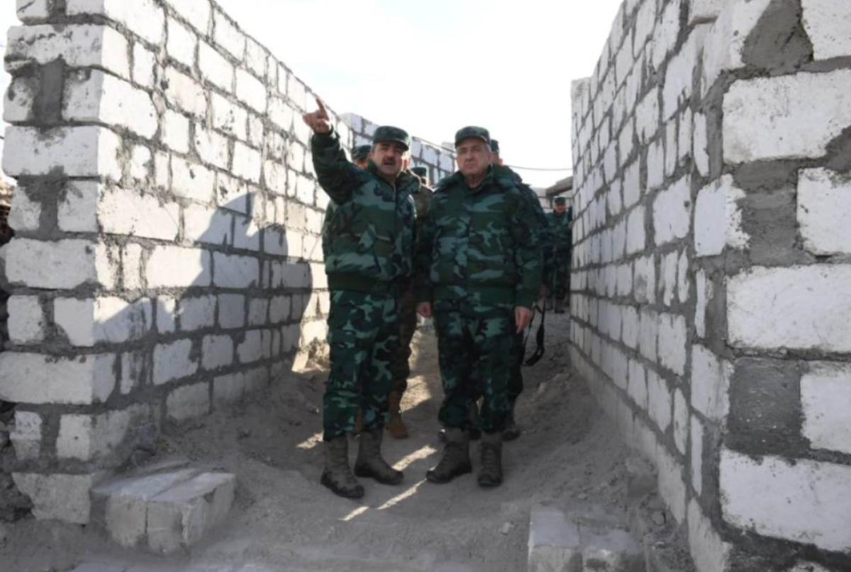 Генерал-полковник Магеррам Алиев совместно с начальником ГПС посетил дивизию, контролирующую границу с Арменией (ФОТО)
