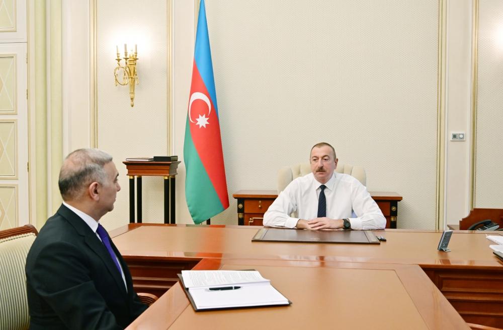 Президент Ильхам Алиев принял Вугара Ахмедова в связи с его назначением председателем ОАО "Азеришыг" (ФОТО)