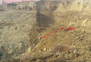 RSXM: Torpaq kütləsi Badamdara gedən yolu tamamilə kəsib (FOTO)