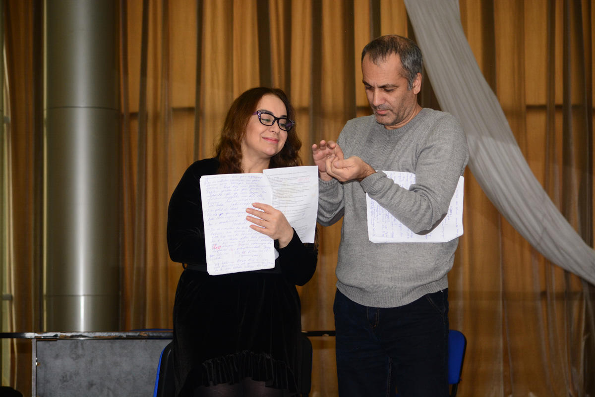 Gənc Tamaşaçılar Teatrında 20 yanvar faciəsinə həsr olunmuş səhnə əsəri hazırlanır (FOTO)