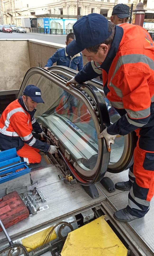 Госагентство о ремонте эскалаторов на пешеходных переходах Баку (ФОТО)