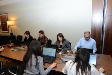 Создан независимый медиа-центр ЦИК Азербайджана (ФОТО)