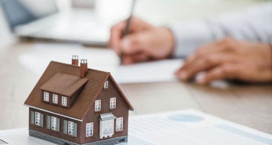 Reforms Center talks procedures for compulsory real estate insurance in Azerbaijan