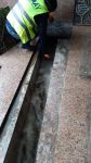 В Баку очищаются решетки дорожно-канализационной системы подземных переходов (ФОТО)