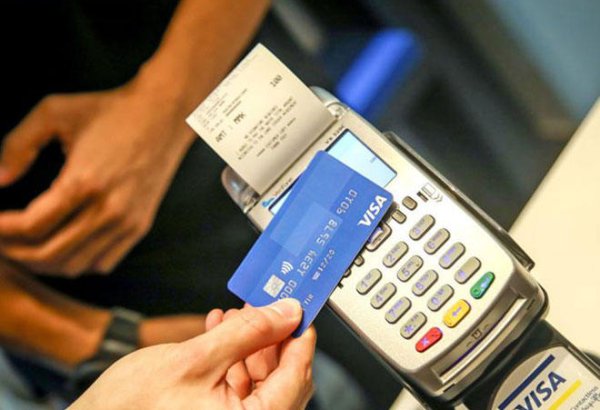 Payments via credit cards by foreigners surge considerably in Azerbaijan