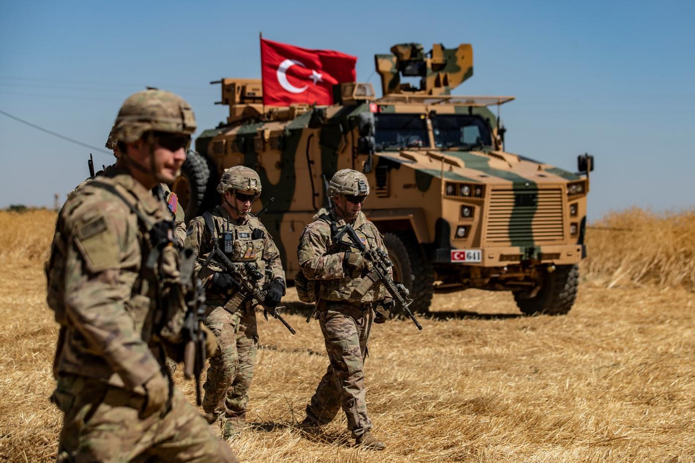 Турецкий спецназ ликвидировал 2 террористов на севере Сирии