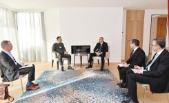 President Ilham Aliyev met with Chief Executive Officer of Signify in Davos (PHOTO)