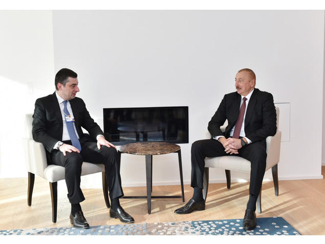 В Давосе состоялась встреча Президента Ильхама Алиева и премьер-министра Грузии (ФОТО)