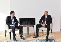 President Ilham Aliyev met with Georgian Prime Minister in Davos (PHOTO)