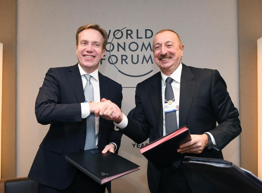 Президент Ильхам Алиев встретился в Давосе с президентом Всемирного экономического форума Борге Бренде (ФОТО)