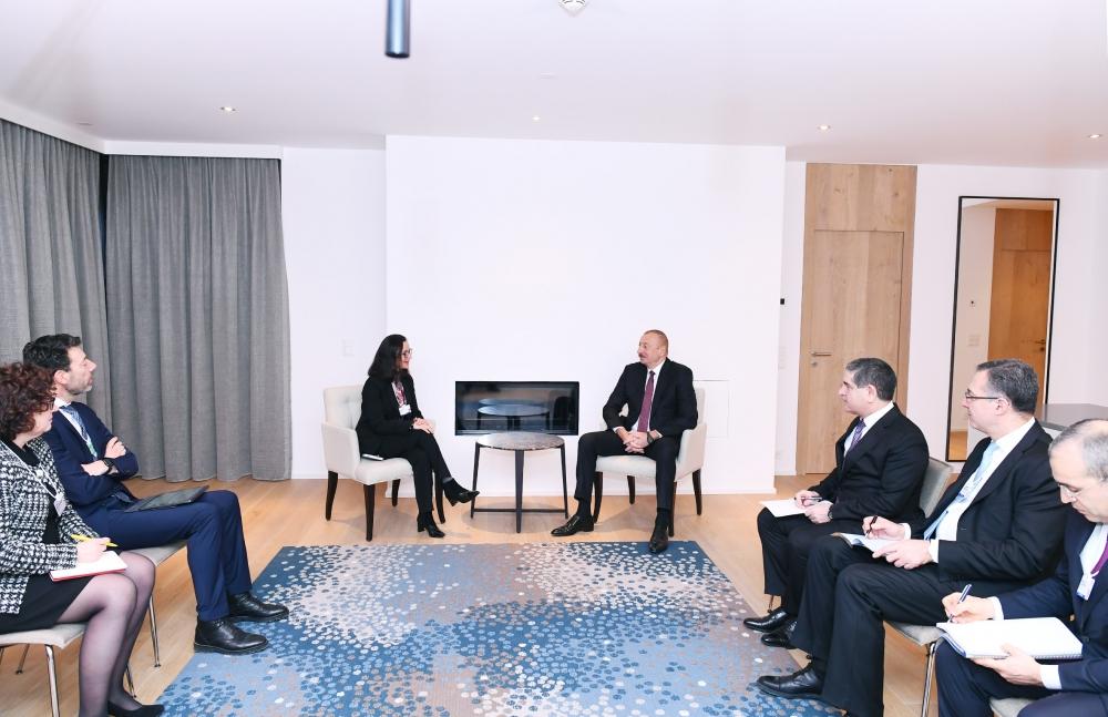 Prezident İlham Əliyev “Swiss Re” şirkətinin ictimaiyyətlə əlaqələr üzrə sədri Veronika Skotti ilə görüşüb (FOTO)