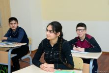 "Мы бесконечно благодарны Первому вице-президенту Мехрибан Алиевой за то, что она создала такие замечательные условия для наших детей" – репортаж из специальной образовательной школы номер 11 (ФОТО/ВИДЕО)
