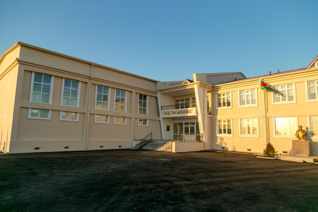 По инициативе Фонда Гейдара Алиева в Сальяне построено новое школьное здание (ФОТО) (версия 2)