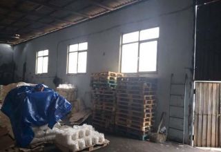 В Азербайджане закрыли цех, производящий сахар в антисанитарных условиях (ФОТО)