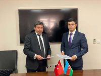 Между железными дорогами Азербайджана и Турции подписано новое соглашение (ФОТО)