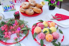 Пробуйте на здоровье! В Баку открылся Фестиваль национальных сладостей (ФОТО)