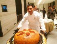 Азербайджанский кулинар приготовил Шах-плов весом в 100 кг! (ВИДЕО, ФОТО)