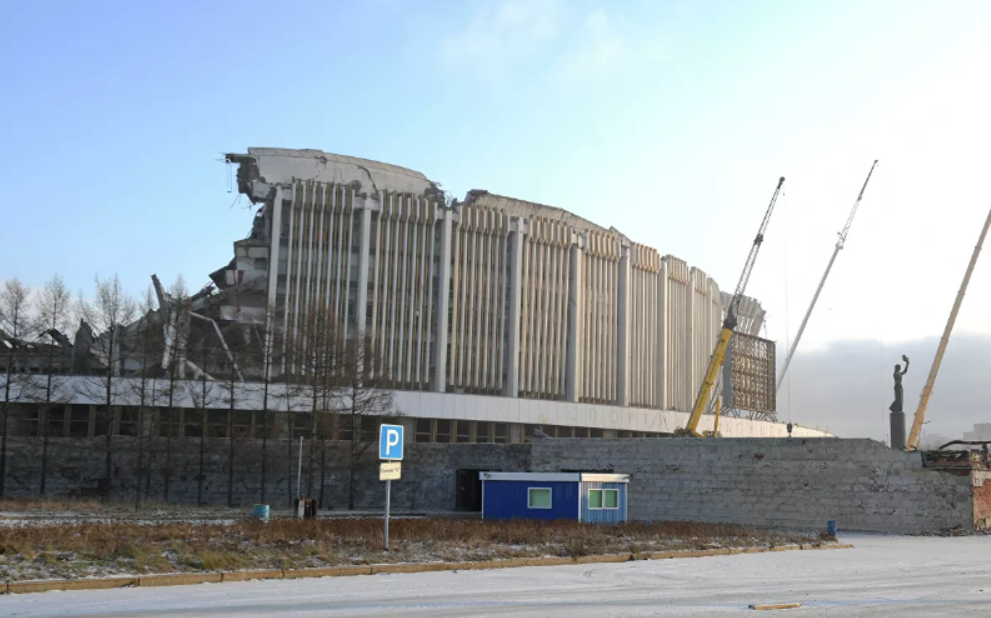 В Петербурге обрушилась крыша спортивно-концертного комплекса (ВИДЕО)