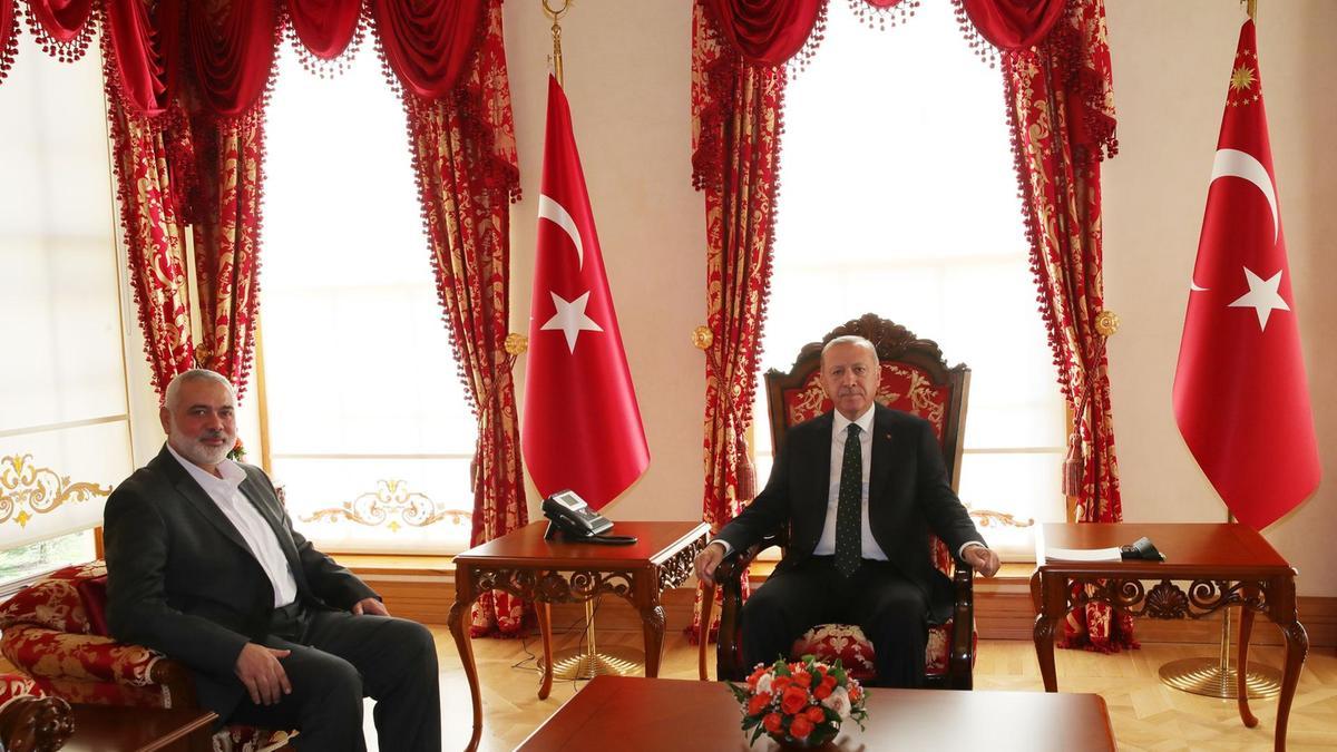 Эрдоган встретился в Стамбуле с главой политбюро ХАМАС
