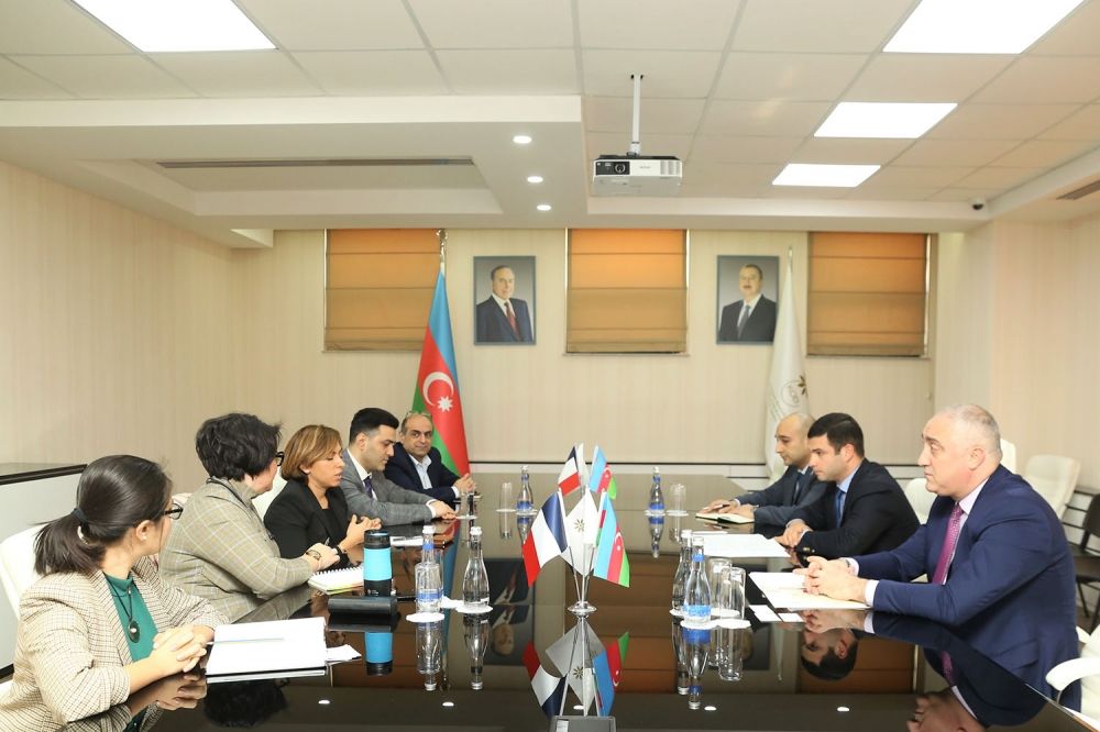 В Агентстве по развитию МСБ состоялась встреча с представителями Азербайджано-Французской торговой палаты