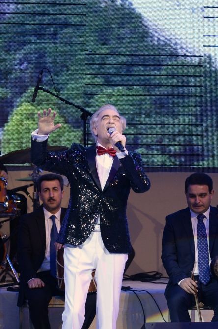 Heydər Əliyev Sarayında Xalq artisti Polad Bülbüloğlunun yubiley konserti təşkil olunub (FOTO)