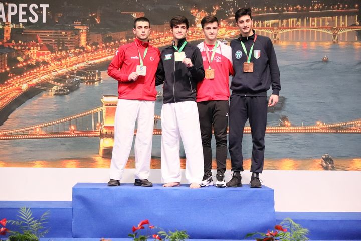 Azərbaycan karateçiləri rekord nəticə qazanıblar (FOTO)