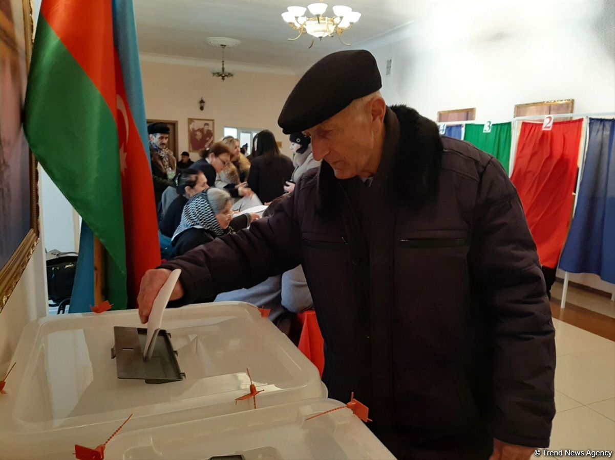 Украинский наблюдатель:  Выборы депутатов в Азербайджане прошли успешно, в соответствии с законодательством