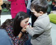 Heydar Aliyev Foundation VP Leyla Aliyeva meets with children suffering from ichthyosis, epidermolysis bullosa and immunodeficiency (PHOTO)